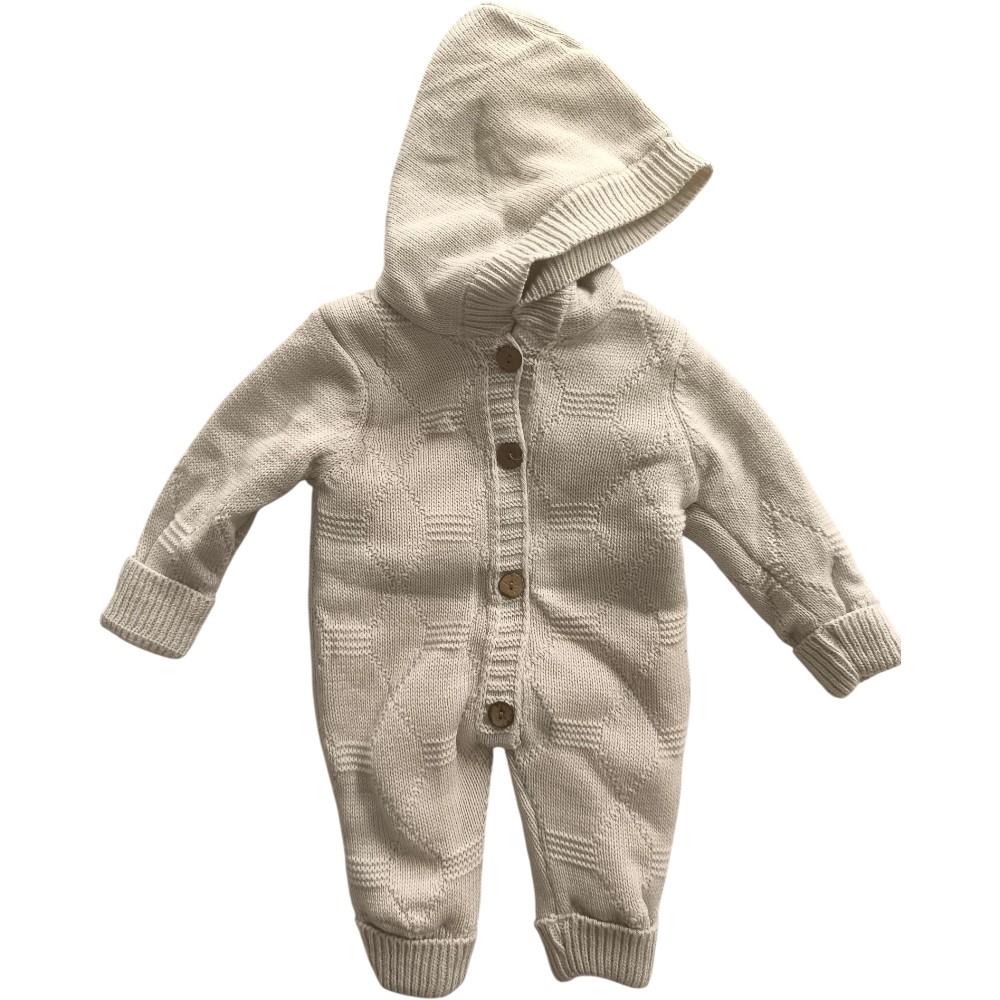 6002 wholesale knitted baby jumpsuit with a hood for newborns 3/12 months